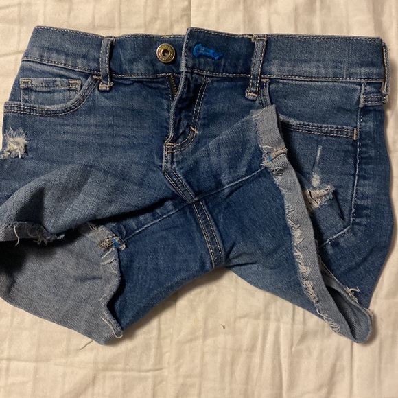 Abercrombie kids shorts size 11/12 - Picture 4 of 6